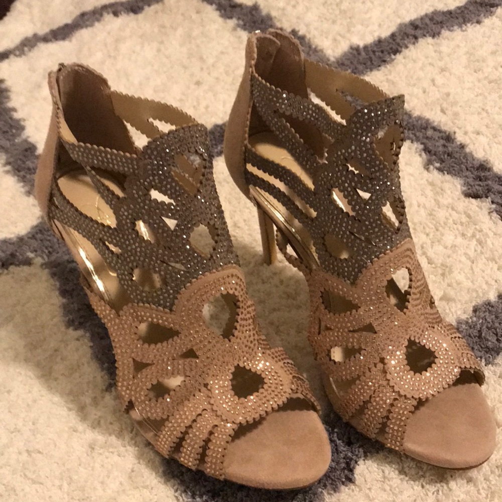 Jessica Simpson high heels